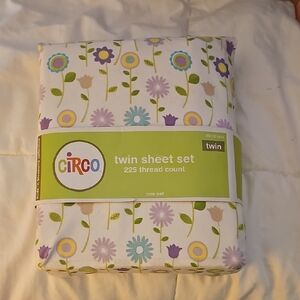 Circo Purple and Blue Sheet Set - Whimsical Design